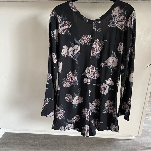 Cleobella Ellie Playsuit Black Floral Women's Open Back Romper - Picture 4 of 16